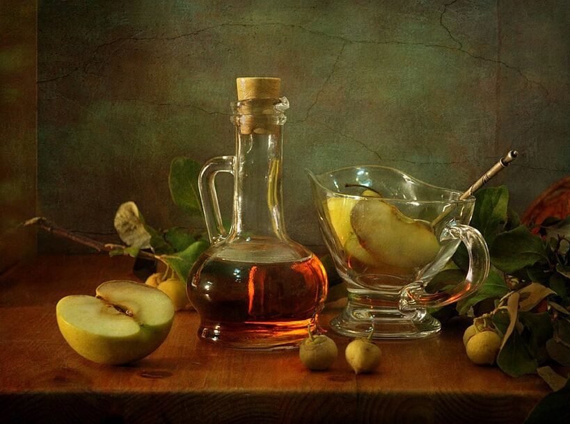 Otetul natural de mere te va ajuta sa scapi de varicele de la picioare. 